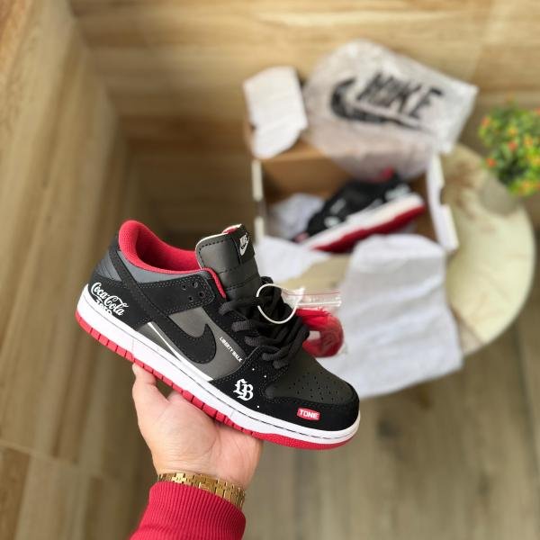 NIKE SB DUNK ZERO COCA COLA