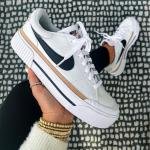 NIKE COURT LEGACY LIFT