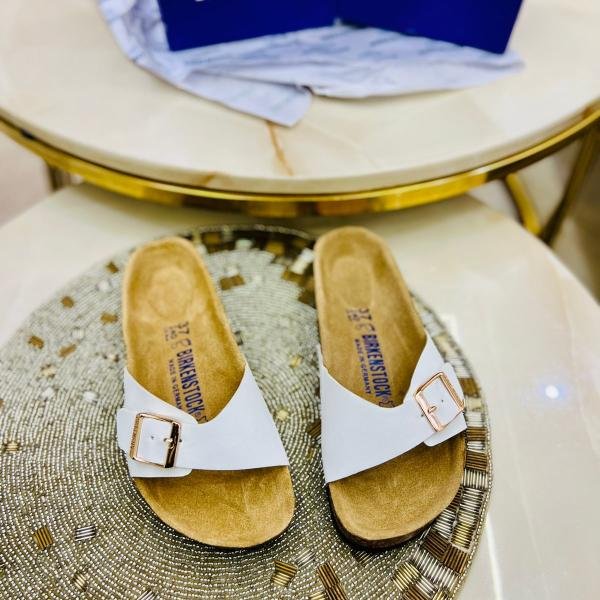 BIRKENSTOCK