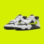 AIR JORDANS RETRO Travis Scott cut the check YELLOW