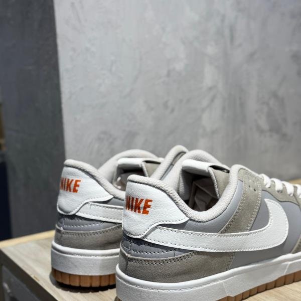 NIKE SB DUNK