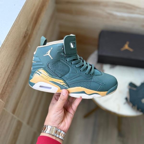 AIR JORDANS JUMPMAN MVP GREY ORANGE