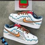 NIKE SB DUNK SNOWMAN