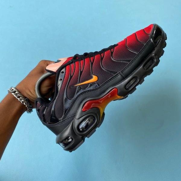 NIKE AIR MAX TN PLUS GS (RED EDITION)