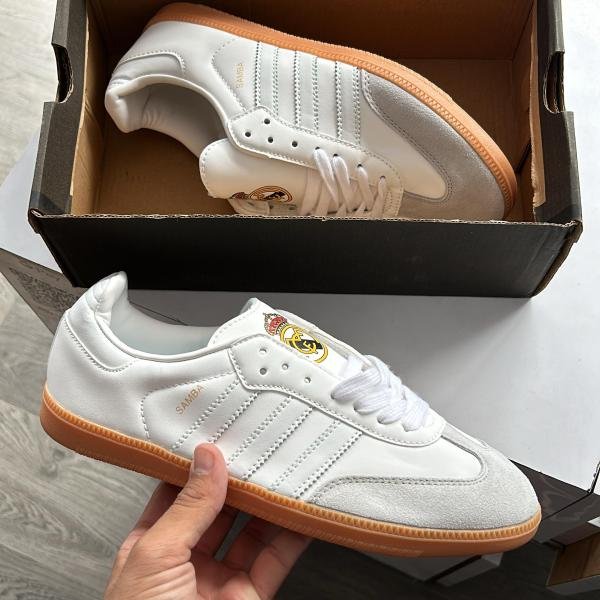 ADIDAS SAMBA