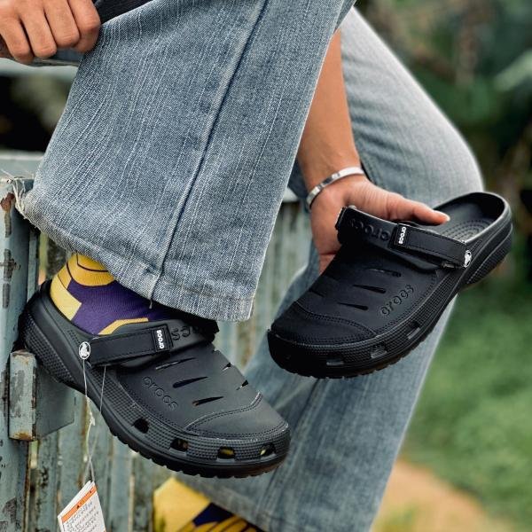 CROCS YUKON