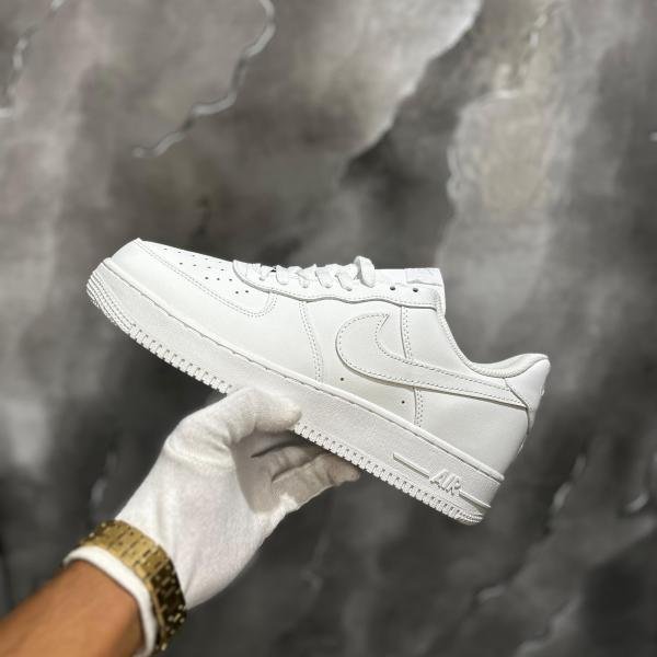 NIKE AIRFORCE PREMIUM WHITE