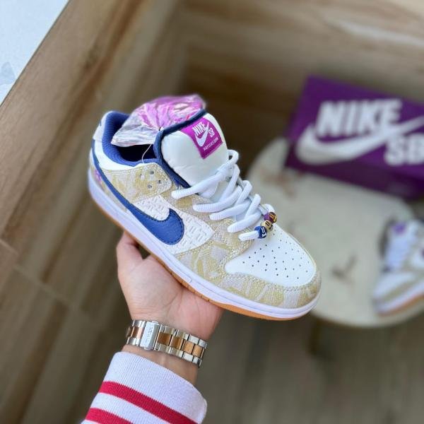 NIKE SB DUNK RAYSSA LEAL