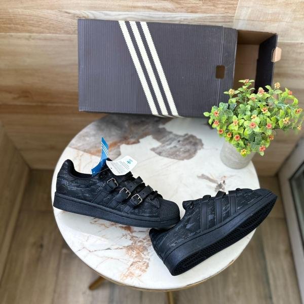 ADIDAS SUPERSTAR ORIGINALS