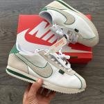 NIKE CORTEZ PETAL BAR