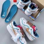 NIKE SB DUNK SNOWMAN