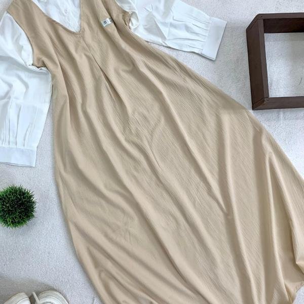 MODESTY GOWN