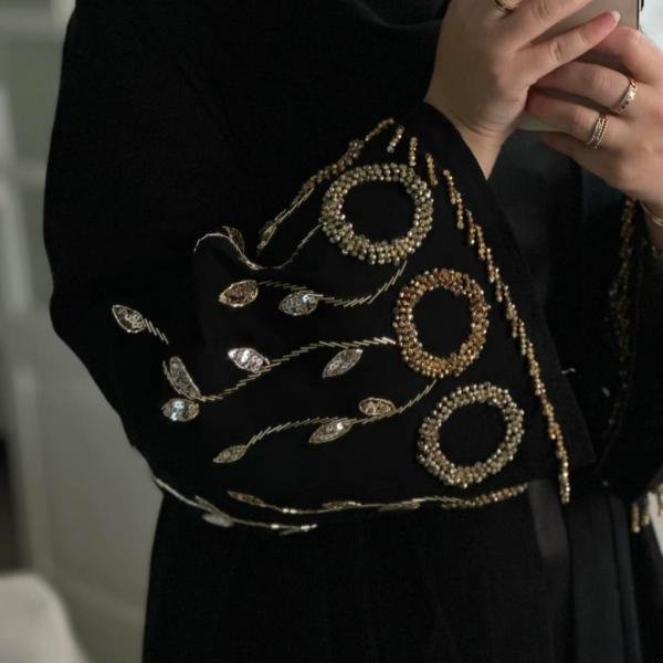 ABAYA