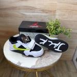 AIR JORDANS RETRO Travis Scott cut the check YELLOW
