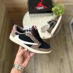 AIR JORDANS RETRO ONE TRAVIS SCOTT LOW MOCHA