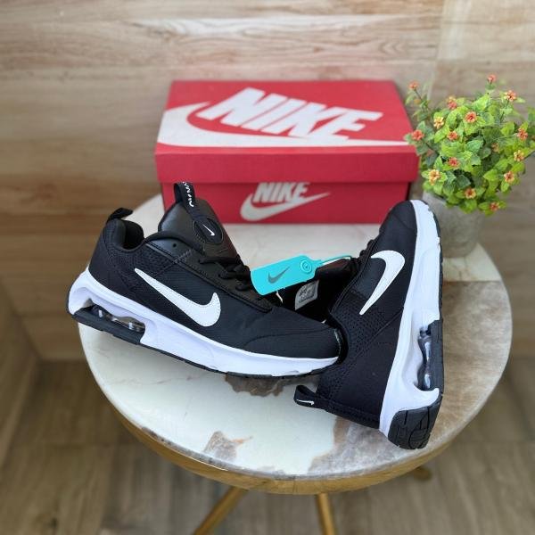 NIKE AIRMAX INTRLK ELITE