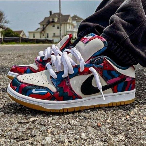 NIKE SB DRUNK PARRA ABSTRACT